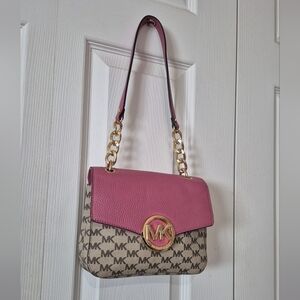 Michael Kors Monogram Shoulder Bag In Tulip Pink Fulton Flap Gold Toned Hardware